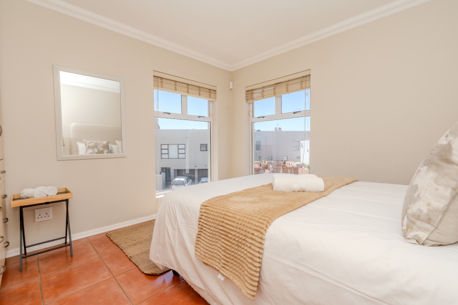 5 Bedroom Property for Sale in Waterfront Western Cape